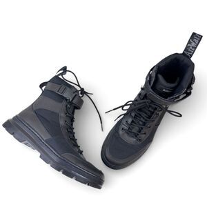 Dr. Doc Marten Black Combs Tech Boots Bouncing Soles Airwair Womens 10/Mens 9